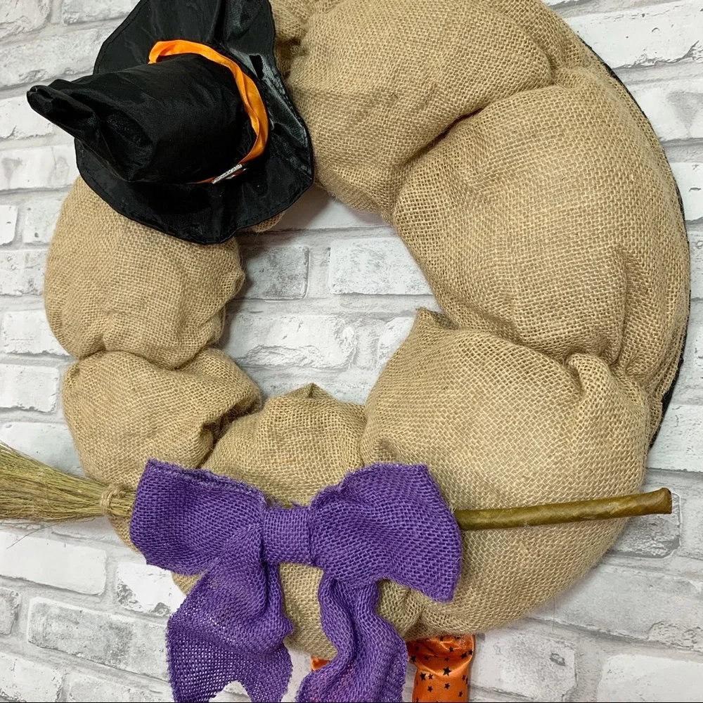 NWOT Rustic Burlap Halloween Witch Wreath Wall Decor